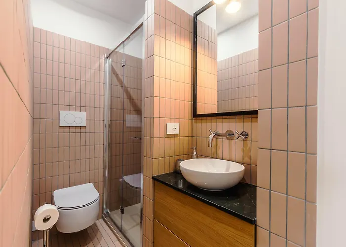 Apartment Chigi Rom
